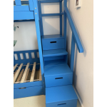 Etagenbett mit Treppe Düsseldorf – Sicher, individuell und direkt vom Hersteller
